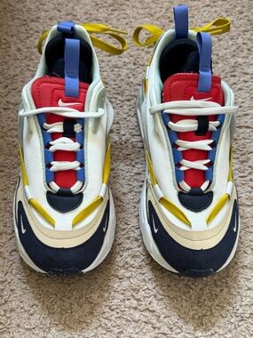 Nike Air Max Furyosa 'Rattan Obsidian'
WMNS size 7.5